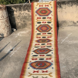 Handwoven Wool Jute Kilim Rug: Black & Off-White Dhurrie with Fringes