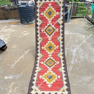 Handwoven Wool Jute Kilim Runner Rug: Geometric Indian Design