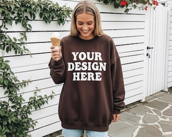 Custom Embroidered Crewneck Sweatshirt: Personalized Unisex Pullover
