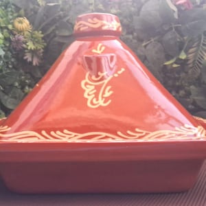 tagine cooking pot Moroccan clay