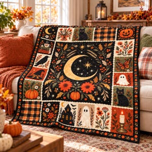 Halloween Quilt Blanket, Spooky Season Moon Stars Throw, Patchwork Black Cat Pumpkin Bedding, Gift 2026, Gothic Autumn Home Decor