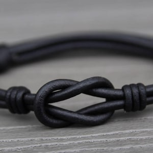 Leather Love Knot Bracelet - Eternal Knot Bracelet - Adjustable Bracelet - Friendship Bracelet - Celtic Bracelet - Unisex - Mens Bracelet