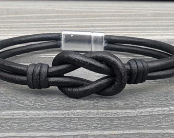 Leather Love Knot Bracelet - Eternal Knot Bracelet - Friendship Bracelet - Celtic Bracelet - Unisex - Mens Bracelet