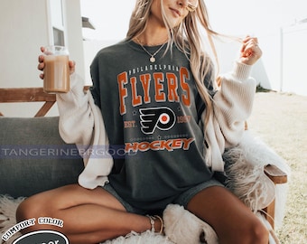 Philadelphia Flyer Vintage Comfort Colors® T-Shirt, Philadelphia Flyer,Flyers T-Shirt, Hockey Fan Shirt, Retro Philadelphia Ice Hockey