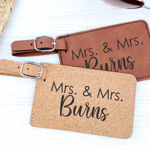 Pair 2 Personalized Wedding Luggage Tags, Bride and Groom Luggage Tags, Honeymoon Luggage Tags, Wedding Gift image 1