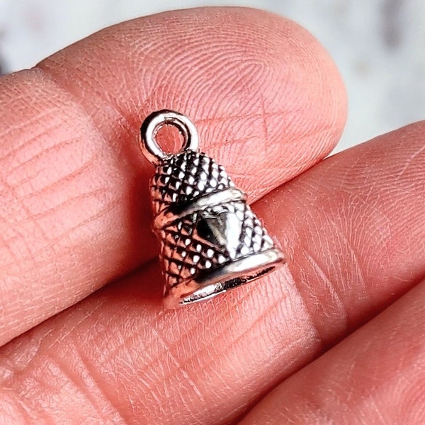 10 Thimble Charms in Silver Tone - C2286