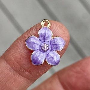 6 Purple Lilac Lavender Flower Charms - C3439