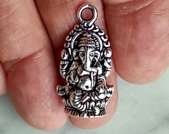 30 Ganesha Buddha Elephant Charms Pendants in Silver Tone - C2000 BULK