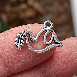 10 Peace Dove Charms in Silver Tone - C1871