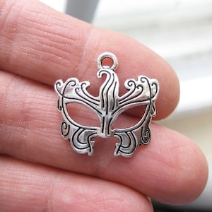 10 Mask Charms in Silver Tone - C3046
