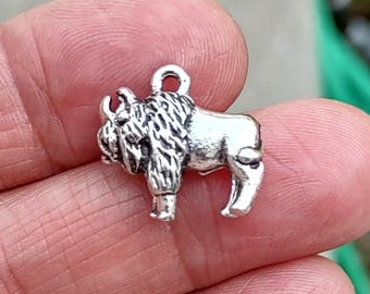 5 Bison Buffalo Charms in Silver Tone - C4427