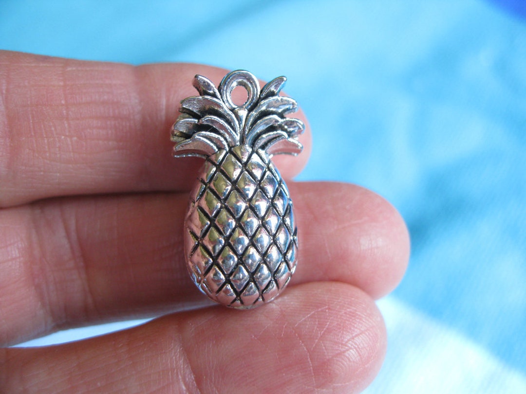 4 Pineapple Charms Pendants in Silver Tone Fruit Citrus C2711 Etsy