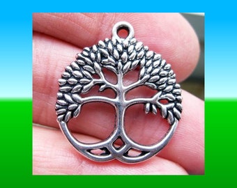 4 Tree of Life Pendants in Silver Tone - C2624