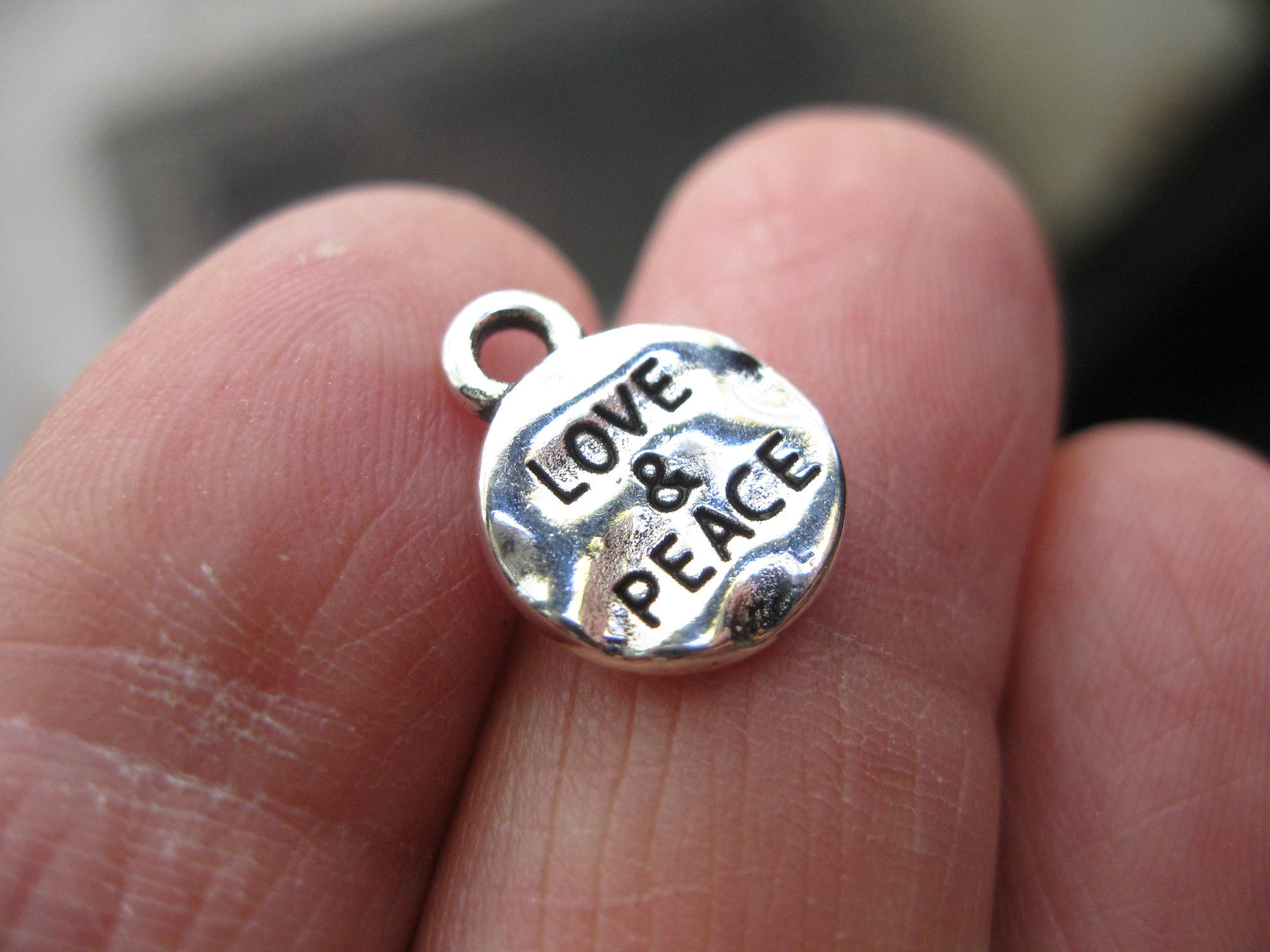 10 Love and Peace Charms in Silver Tone - C3531 - Etsy