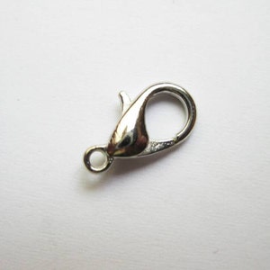 12 Lobster Clasps in Silver Tone - CL004