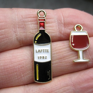 I set of wine glass and bottle charms - C3596