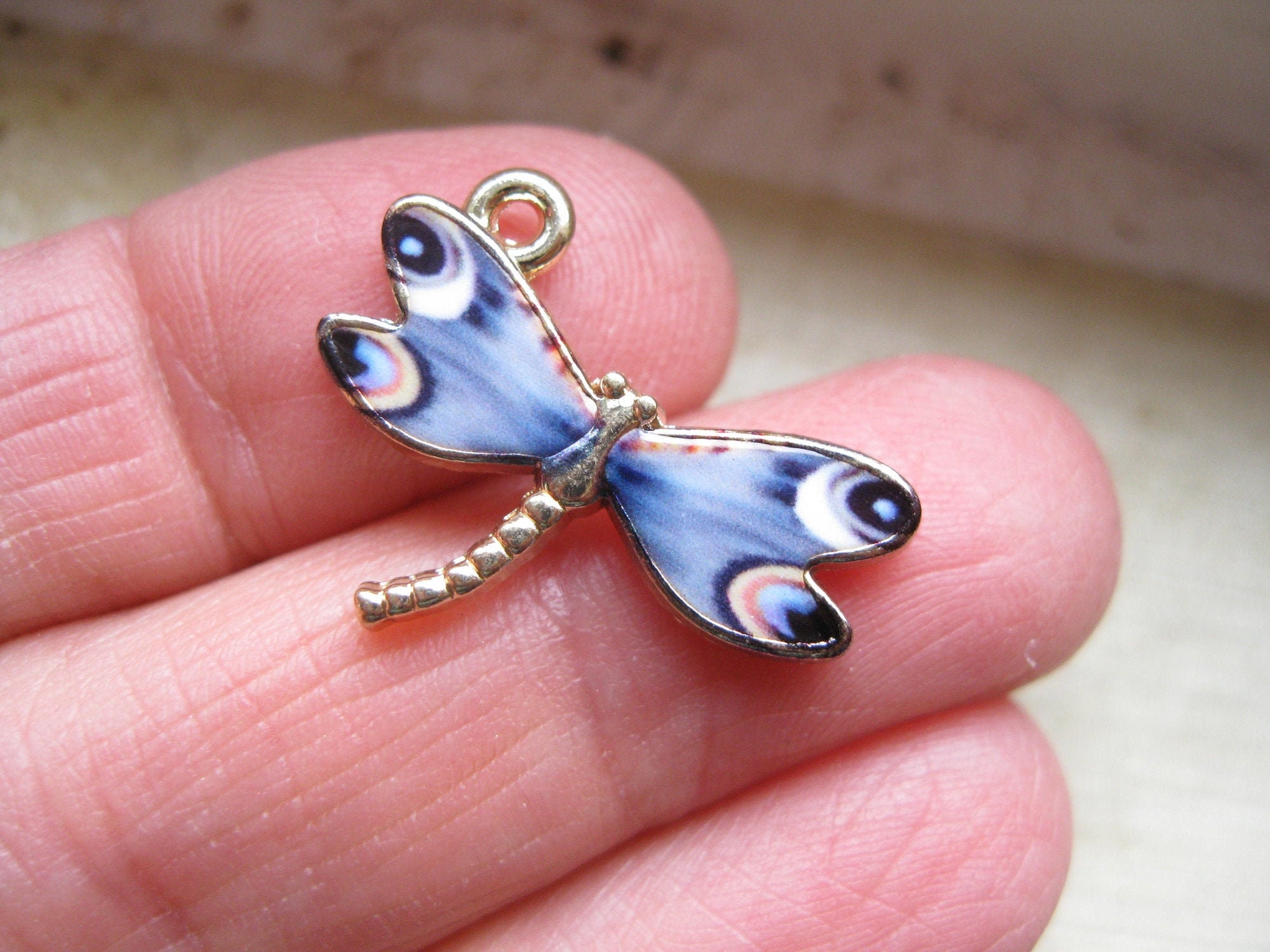 Enamel Bee Charm For DIY Jewelry Making Butterfly, Dragonfly, Bees, Frog,  Mushroom Pendants In 1 Box From Chinakelly_jewelry, $24.35