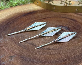 Bronze Tanged Arrowhead Set
