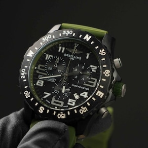 Minimalist Luxury Watch – Stainless Steel Case with Durable Rubber Strap, Modern Men’s Wristwatch