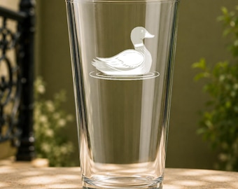 Pint Glass for Dad or Duck Hunter  Makes great Hunting Season Gift or Wedding Gift