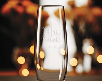 Wedding Design 5 | Personalized Stemless Champagne Flutes | Laser Etched for a Unique Touch