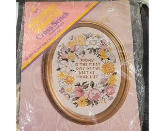 Zestaw do haftu krzyżykowego Columbia Minerva Vintage 6551 Dzisiaj jest pierwszy dzień