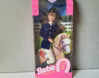 Lalka Barbie Riding Club firmy Mattel z rocznika 1997, „Jazda konna” nr 19268 – NIB