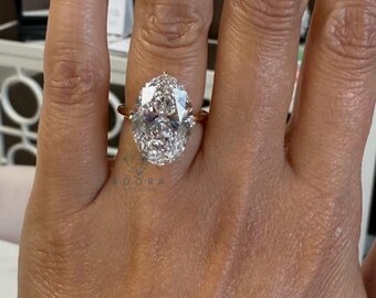 10ct Oval Diamond Hidden Halo Engagement Ring | IGI Certified, Yellow Gold