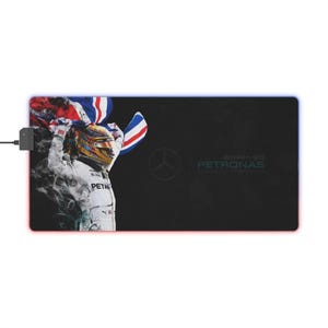 LED Gaming Mouse Pad with Dynamic Lighting for Gamers, Computer Accessories, Desk Decor, Perfect for Gaming Setup, PC Accessories