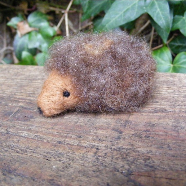 Hedgehog - Needlefelted little woolly hedgehog for Autumn season display, Waldorf nature table (Brown)