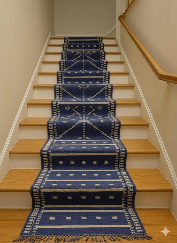 Handwoven Wool Jute Kilim Runner Rug: Bohemian Floor Decor (120x180 cm)