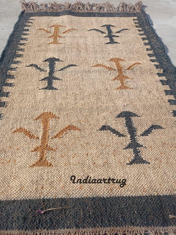 Handwoven Wool Jute Kilim Rug: Bohemian Southwestern Design