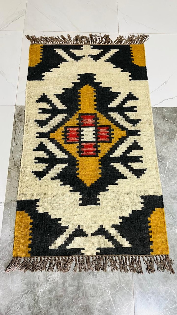 Handwoven Wool Jute Kilim Rug Runner: Traditional Indian Design