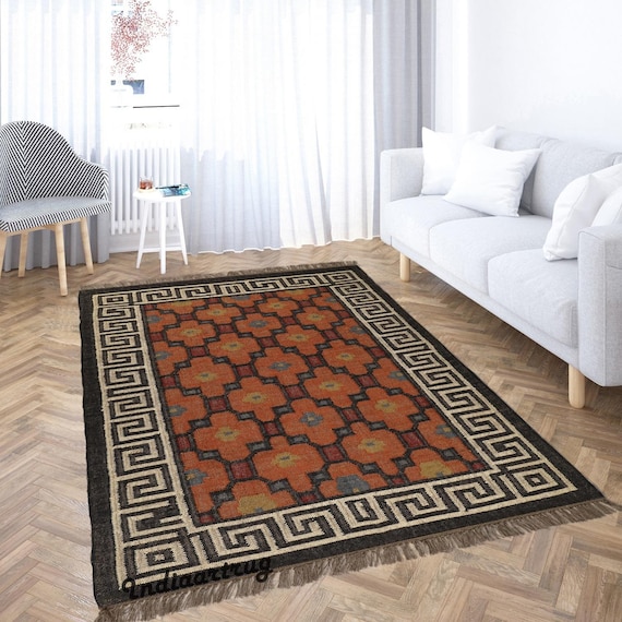 Handwoven Wool Jute Kilim Rug: Rustic Bohemian Decor
