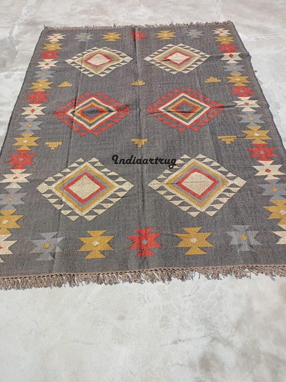 Handwoven Wool Jute Kilim Rug: Bohemian Southwestern Design