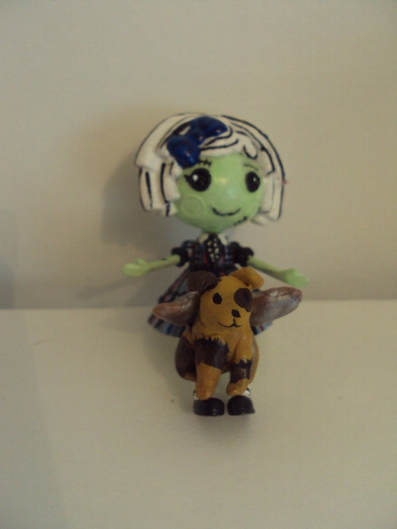 monster high dog