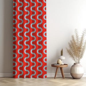 Retro röd geometrisk gardin: Mid-Century Modern vågdesign
