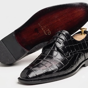 Handmade Black Leather Oxford Shoes, Crocodile Embossed, Italian Style Dress Footwear image 1