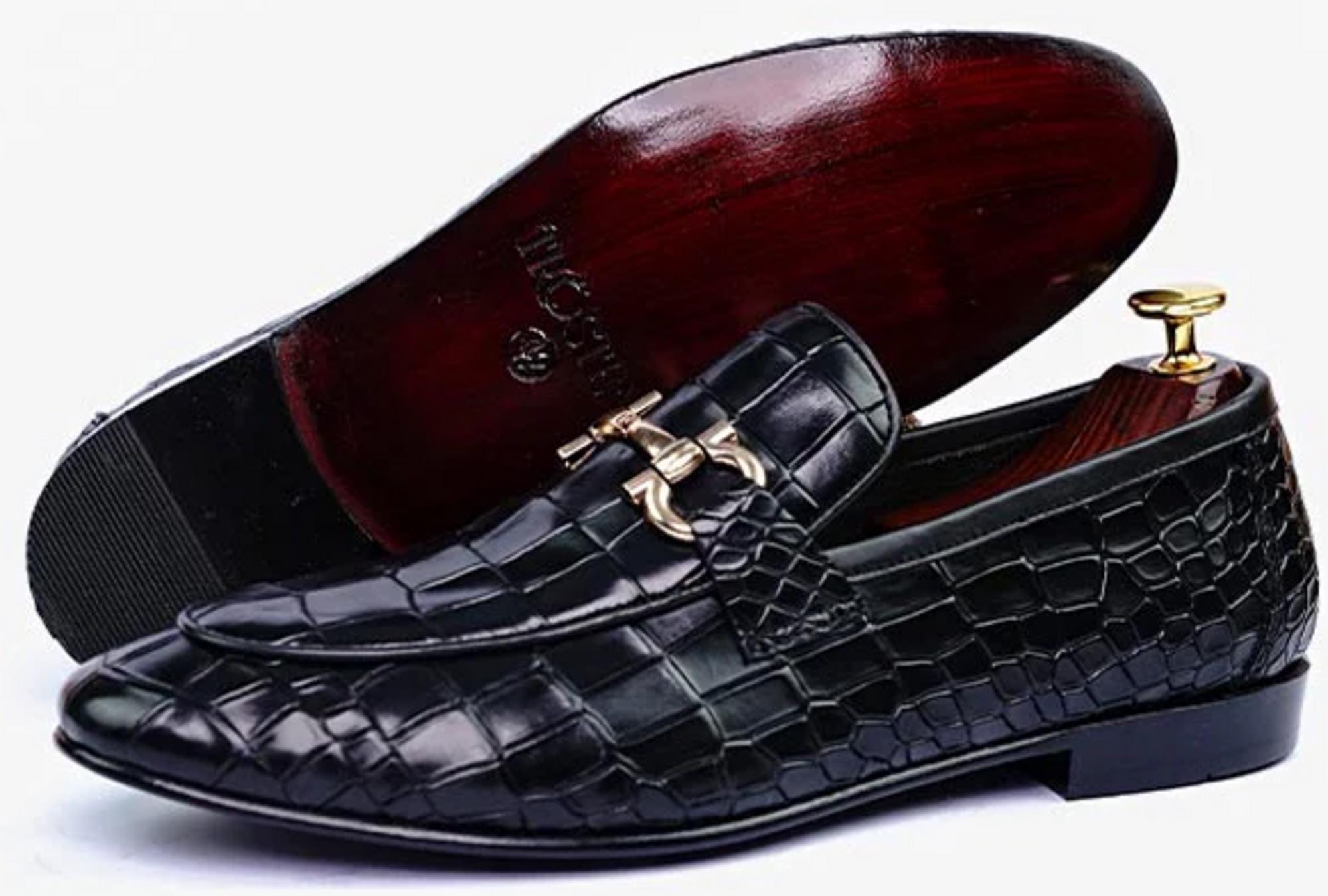 replica designer mens dress shoes Amazon.com | Santimon Mens Dress Shoes Smoking Loafers Genuine Leather Metallic Pointed Toe Slip On Shoes Caual Party Disco Gold Chain Shoes Blue 5.5 US