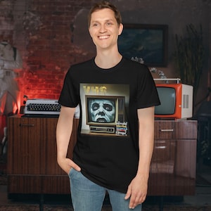 Camiseta VHS de terror vintage / Camiseta unisex de estilo suave para amantes del cine / Regalo perfecto para Halloween, cinéfilos, fanáticos de lo retro y Comic Con