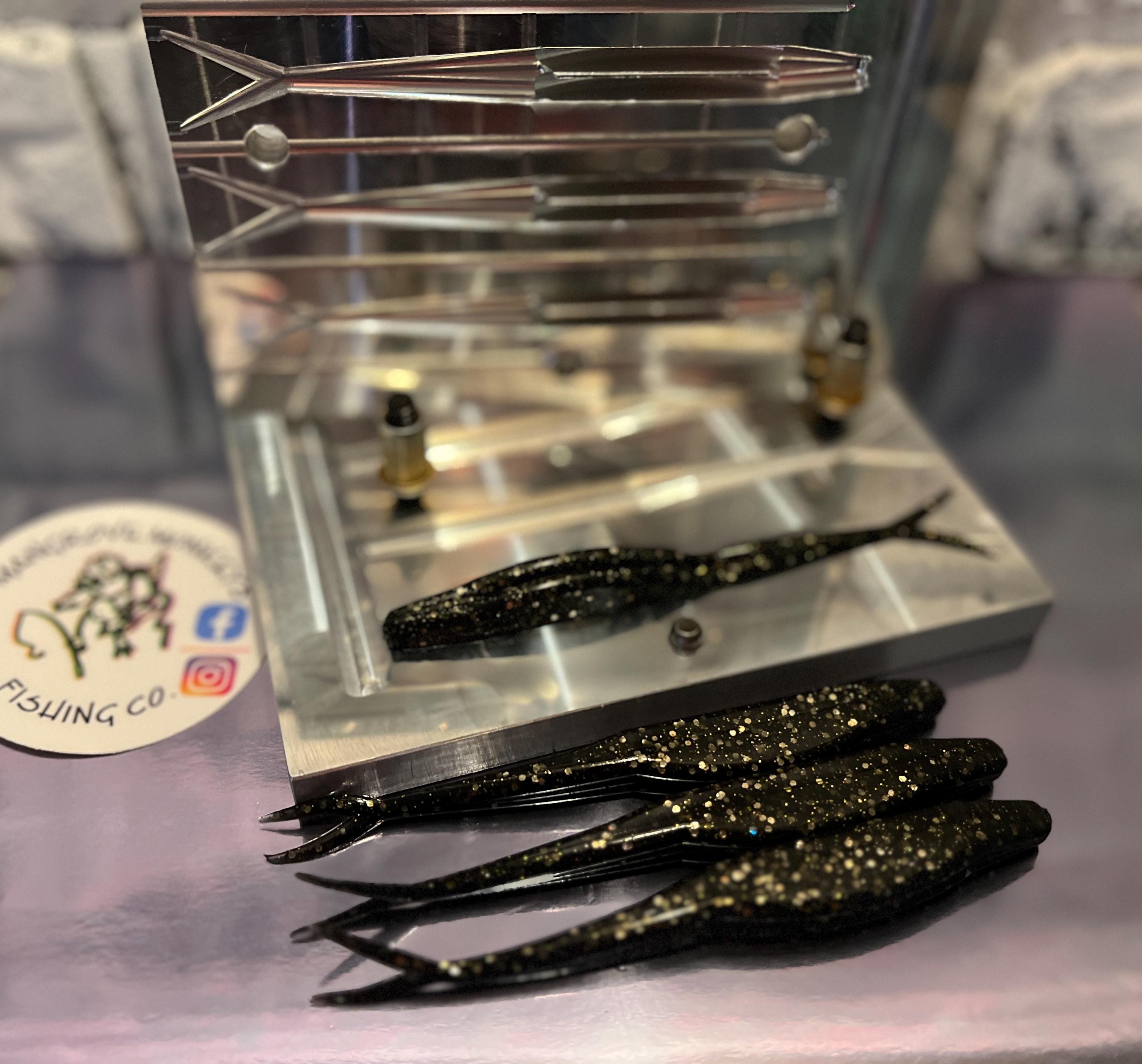 Moule Pour Leurres Souples - 0.8 Gammarus Bloodworm Swimbait - 20 Cavités - Neuf