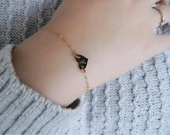 Tiny Heart Bracelet, Dainty Heart Bracelet,  Personalized Bracelet, Personalized Gold Initial Bracelet, Valentines Gift For Her