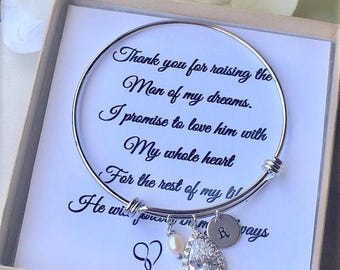 Mother of the groom gift,  mother of the bride gift, mother in law gift, bangle bracelet, personalized initial bracelet, personalized card