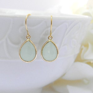 Mint Earrings - Light Mint Dangle Earrings - Gold Earrings - Bridesmaids Jewelry - Bridal Jewelry - Wedding Jewelry - Mint Wedding Earrings