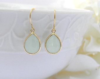 Mint Earrings - Light Mint Dangle Earrings - Gold Earrings - Bridesmaids Jewelry - Bridal Jewelry - Wedding Jewelry - Mint Wedding Earrings