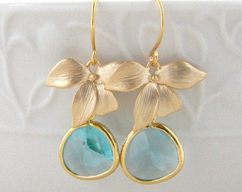 Aquamarine Earrings /  Gold Earrings / Aquamarine Dangle Earrings / Gift For Her / Modern Jewelry / Black Friday Etsy / Cyber Monday Etsy