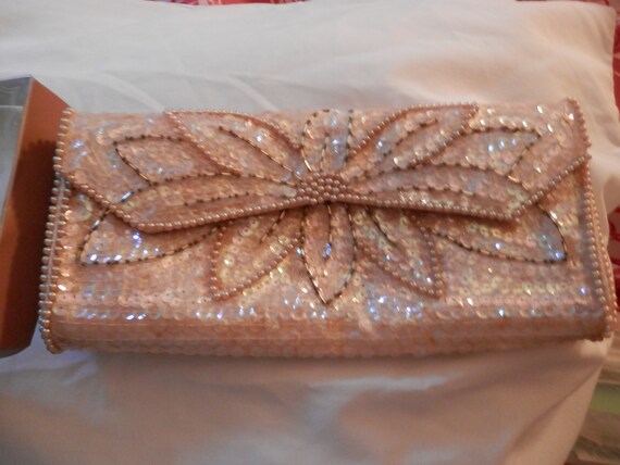 la regale ltd beaded purse