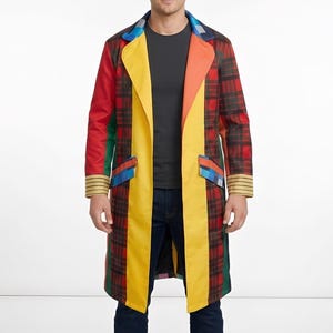Sechster Doktor inspirierter Patchwork Cosplay Mantel - Colin Baker Style Baumwoll-Polyester-Mantel