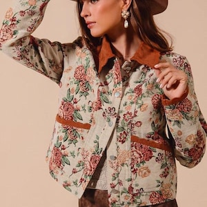 Vintage Floral Jacquard Jacket with Scalloped Corduroy Collar