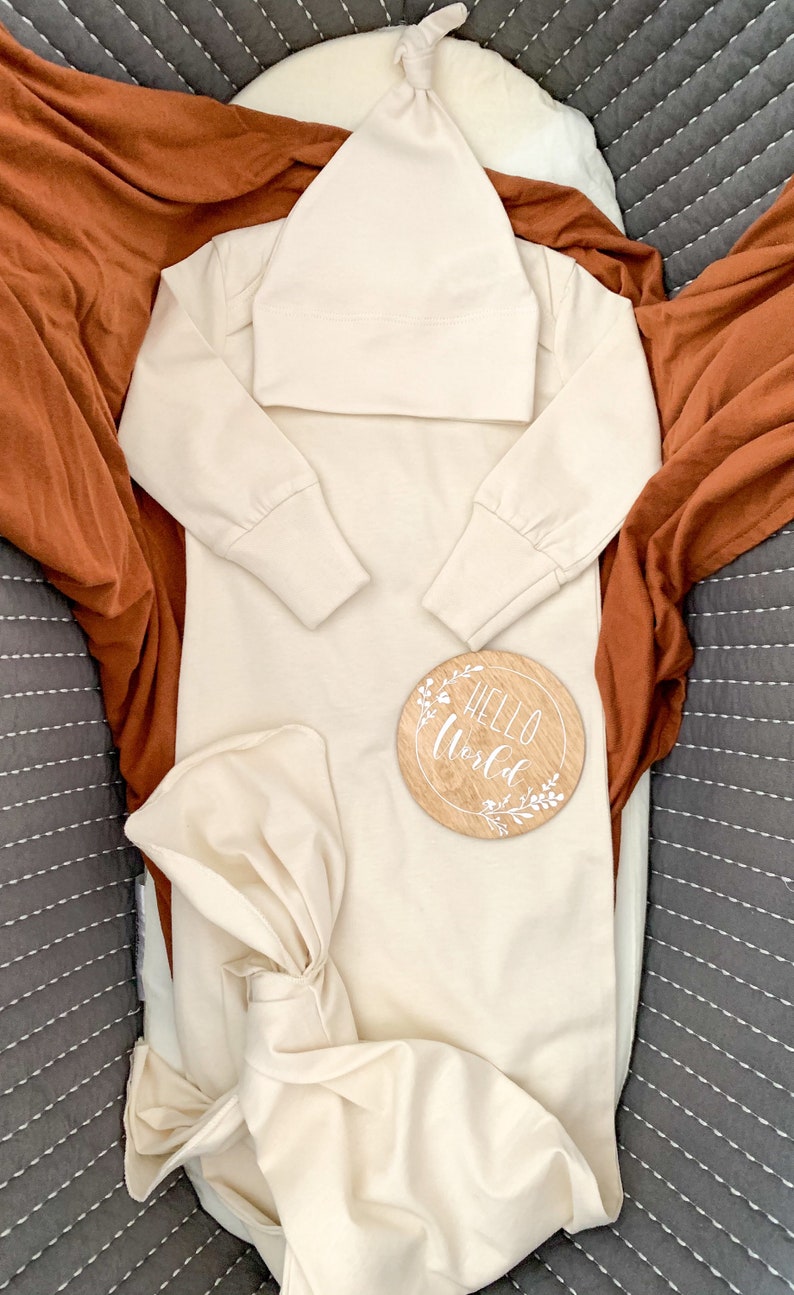 Pregnancy Hello World Photo Prop Name Props Milestones Baby Milestone Milestone Round Baby Months Milestone